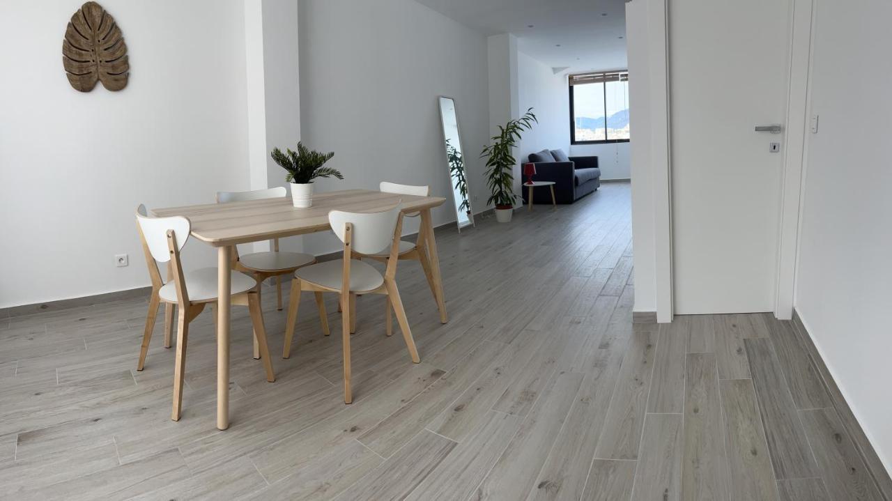 Apartment Entre Le Port Et La Plage, Golfe De Saint Tropez